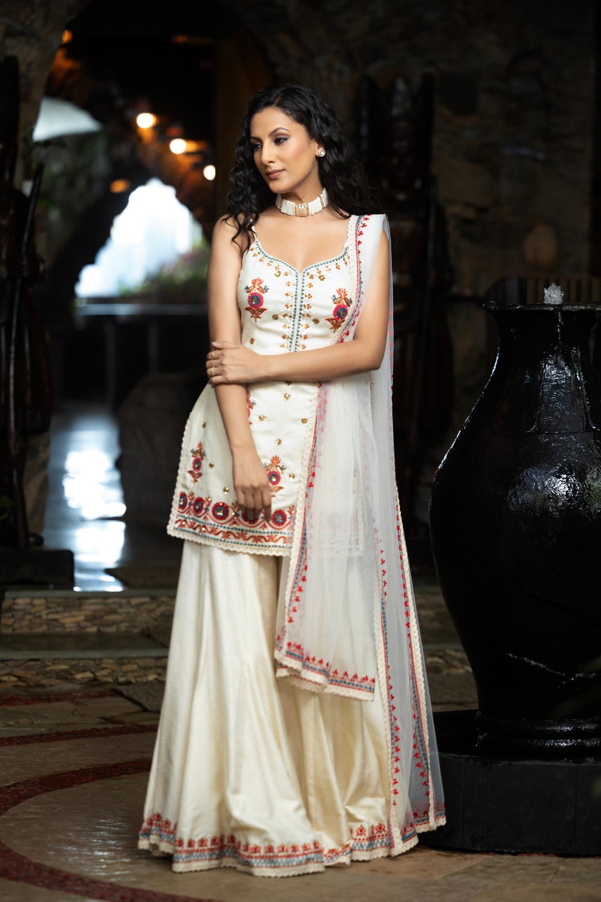 AZUKA STRAIGHT SHARARA SET